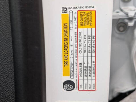 2025 GMC Acadia Elevation