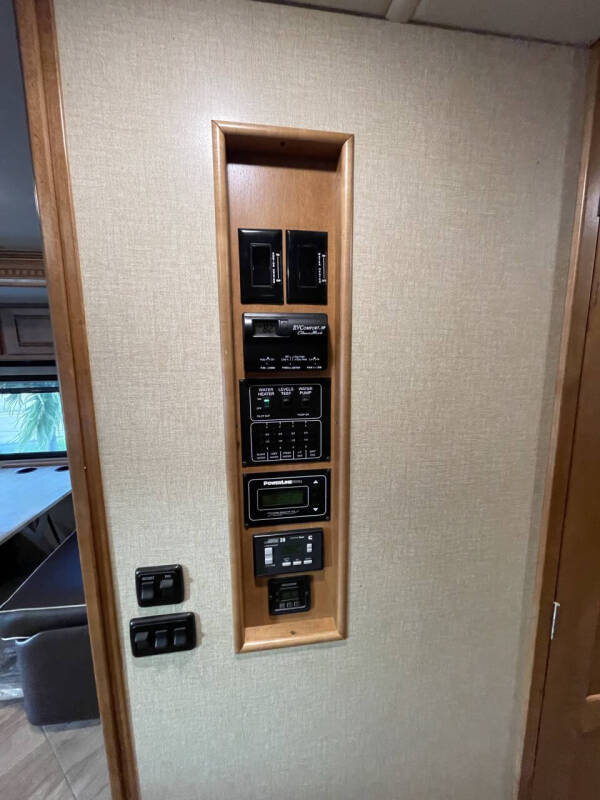 2017 Winnebago Forza 36G