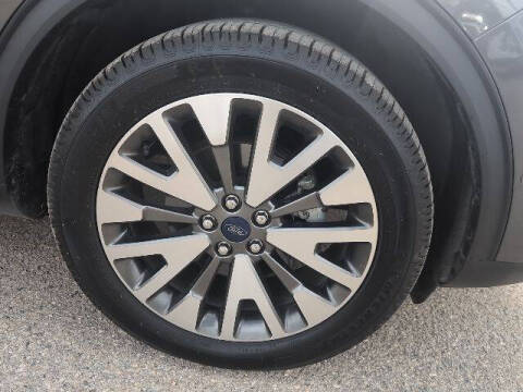 2020 Ford Escape Titanium