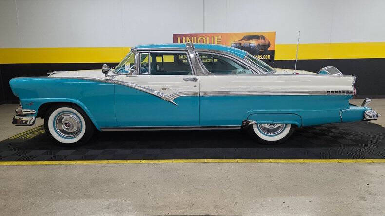 1956 Ford Crown Victoria