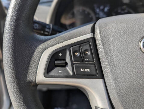 2013 Hyundai Accent GLS