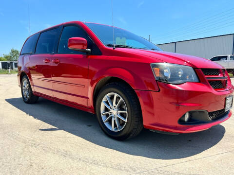 2014 Dodge Grand Caravan for sale at Perfection Auto Detailing & Wheels in Bloomington IL