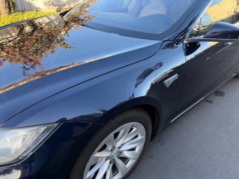 2013 Tesla Model S