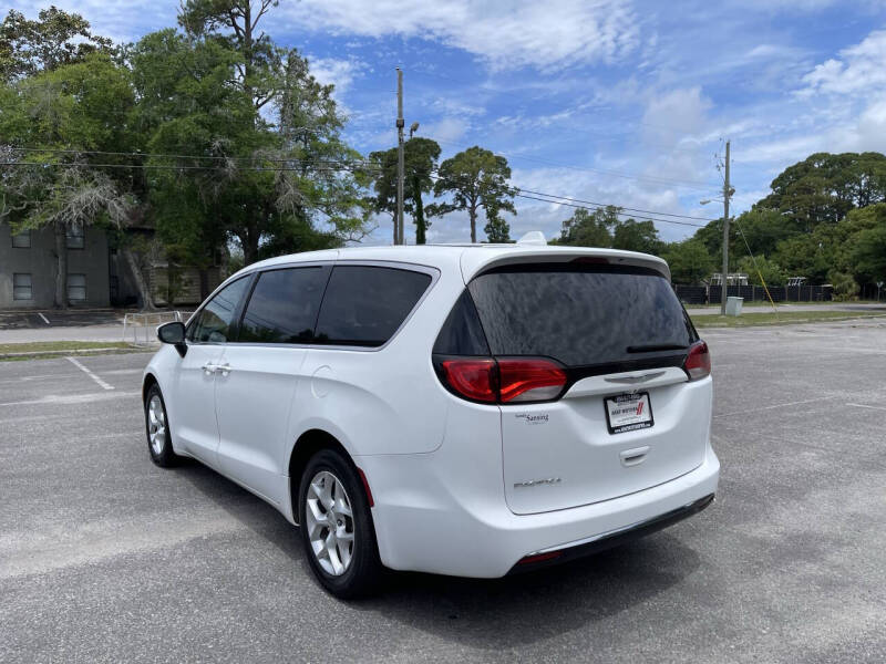 2017 Chrysler Pacifica Touring Plus