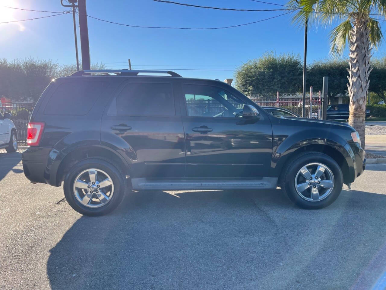 2011 Ford Escape for sale at SMART CHOICE AUTO in Pasadena, TX