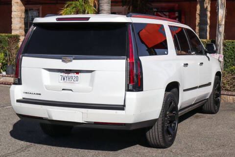 2017 Cadillac Escalade ESV Platinum