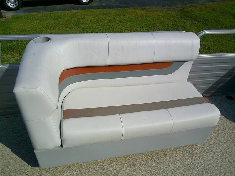 1990 Lowe Boats 242 PONTOON