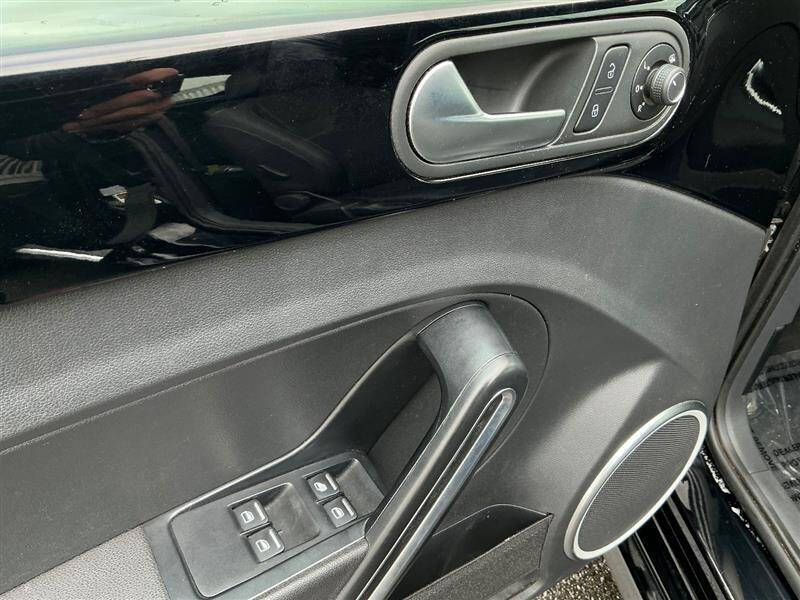 2015 Volkswagen Beetle Convertible