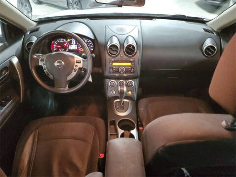 2011 Nissan Rogue S Krom