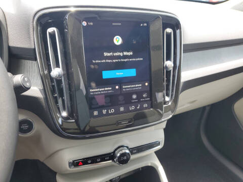 2026 Volvo XC40 B5 Plus