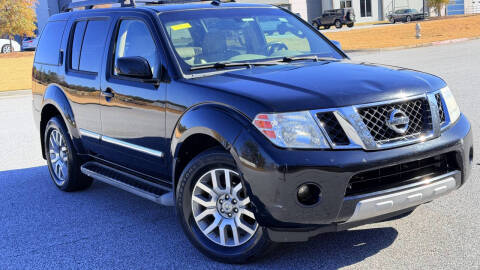 2010 Nissan Pathfinder LE