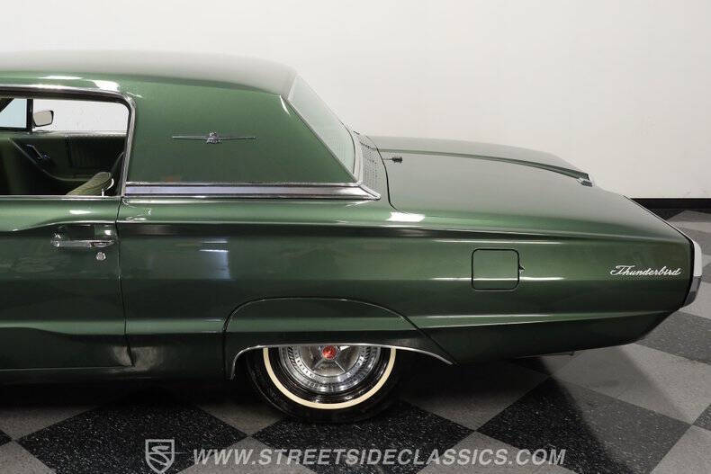 1966 Ford Thunderbird