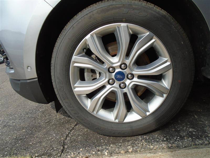 2020 Ford Edge Titanium