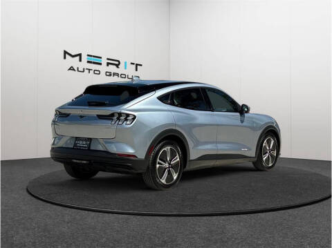 2022 Ford Mustang Mach-E Select