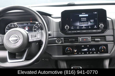 2024 Nissan Pathfinder S