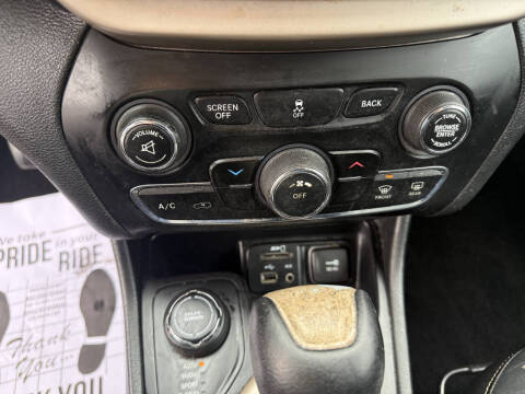 2015 Jeep Cherokee Altitude