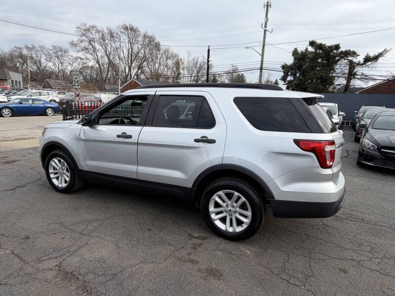 2017 Ford Explorer