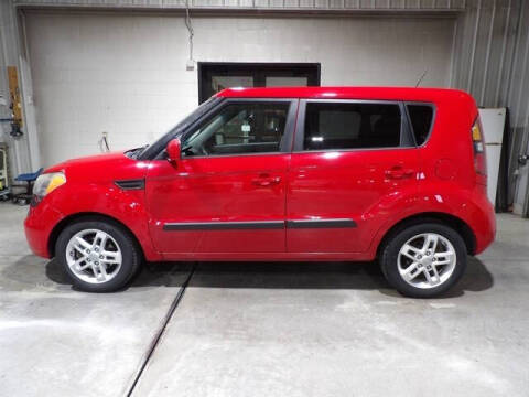 2011 Kia Soul +