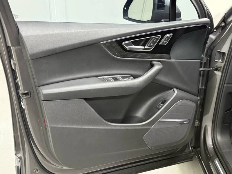 2019 Audi Q7 quattro Premium Plus 55 TFSI