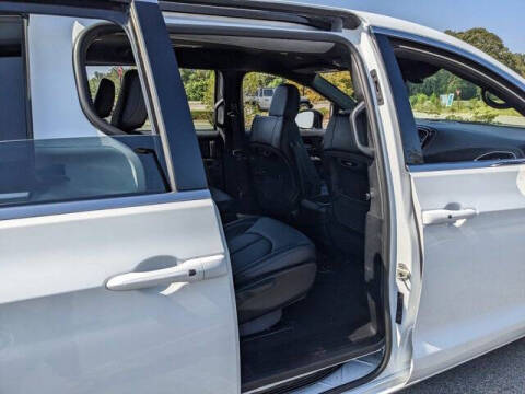 2025 Chrysler Pacifica Plug-In Hybrid