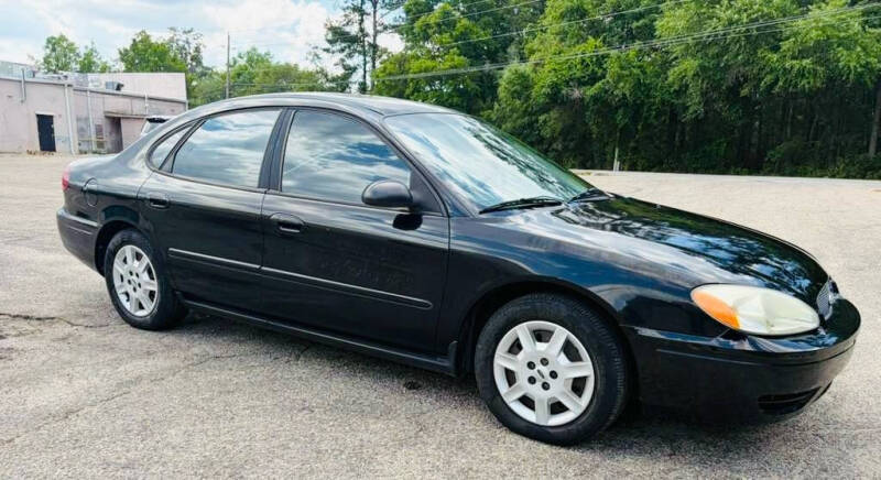 2006 Ford Taurus SE