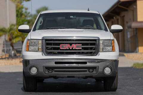 2009 GMC Sierra 1500 for sale at Auto Outlet of Sarasota in Sarasota FL