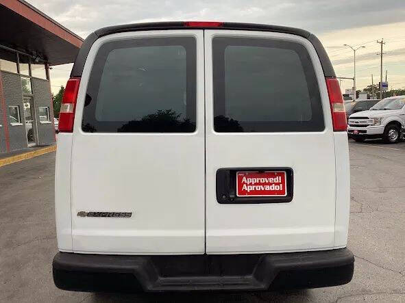 2018 Chevrolet Express 2500