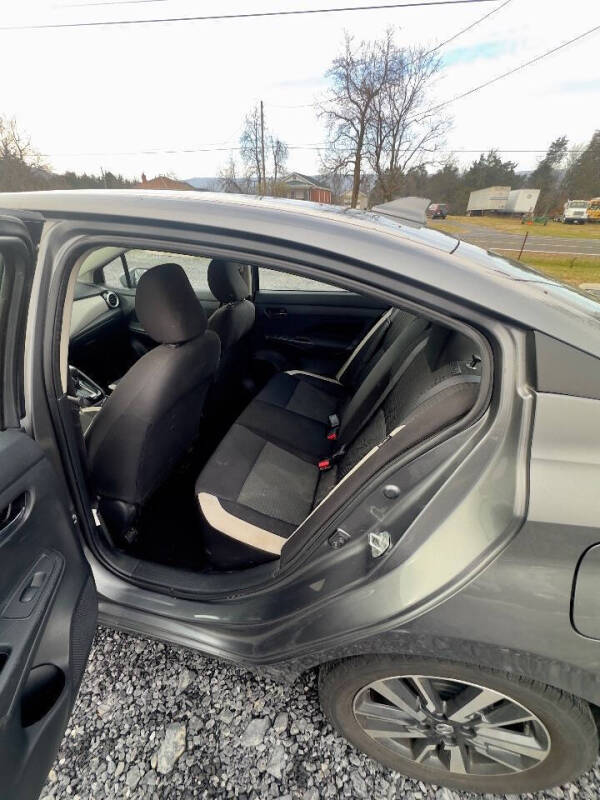 2021 Nissan Versa SV