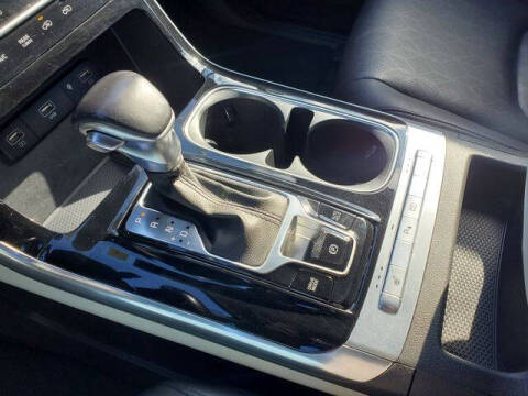 2023 Kia Carnival EX
