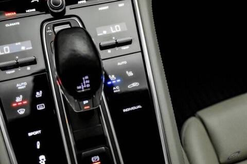 2018 Porsche Panamera Turbo Sport Turismo