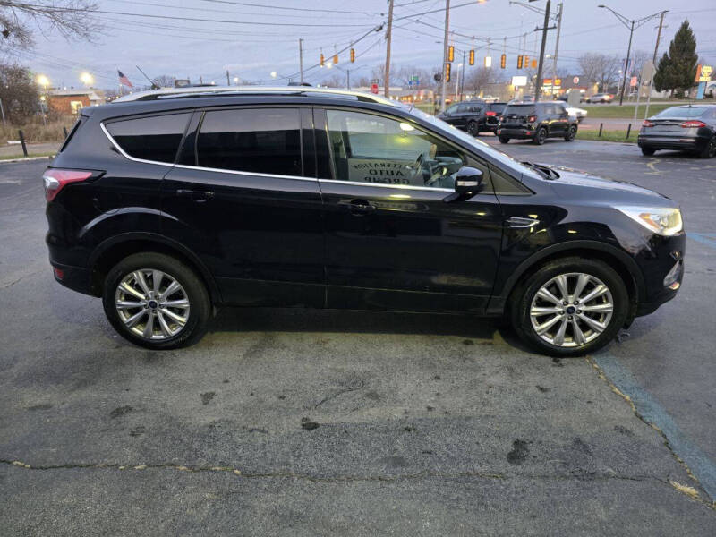 2017 Ford Escape Titanium photo 6