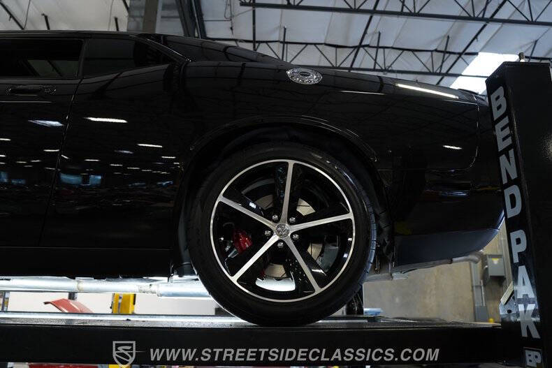 2010 Dodge Challenger SRT8