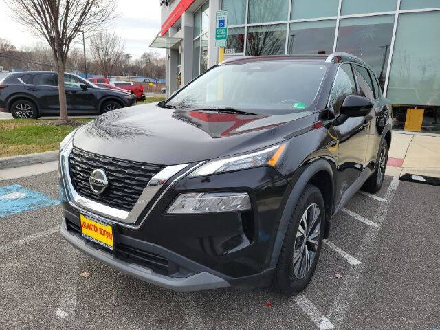 2021 Nissan Rogue SV's photo