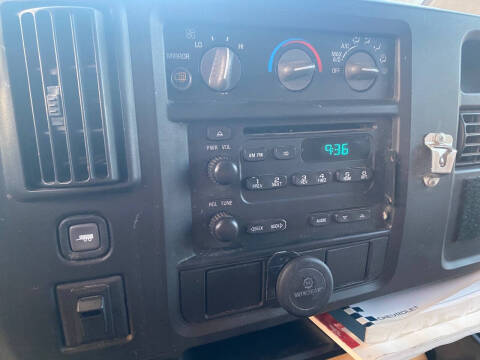 2004 Chevrolet Express 2500