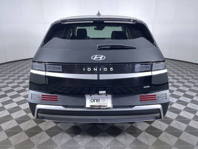 2026 Hyundai Ioniq 5 SEL