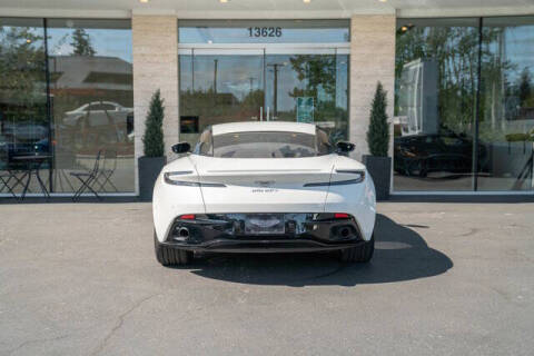 2019 Aston Martin DB11 V8