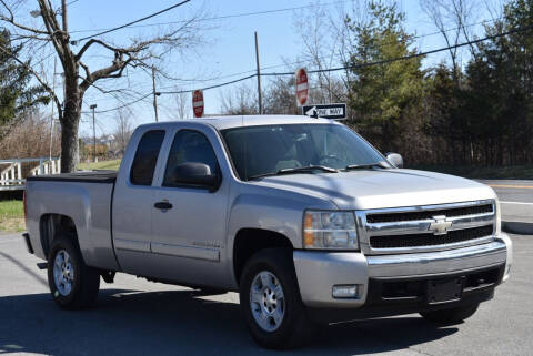 2007 Chevrolet Silverado 1500 for sale at GREENPORT AUTO in Hudson NY