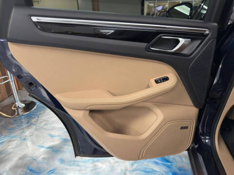 2020 Porsche Macan S