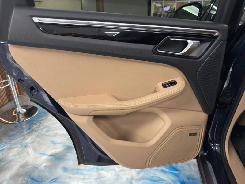2020 Porsche Macan S