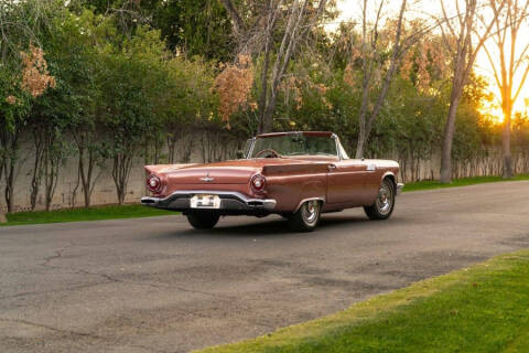 1957 Ford Thunderbird