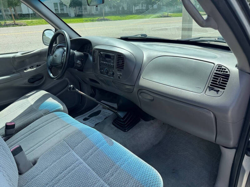 1997 Ford F-150 XL
