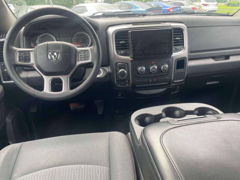2021 RAM 1500 Classic SLT