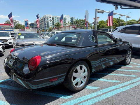 2002 Ford Thunderbird Deluxe