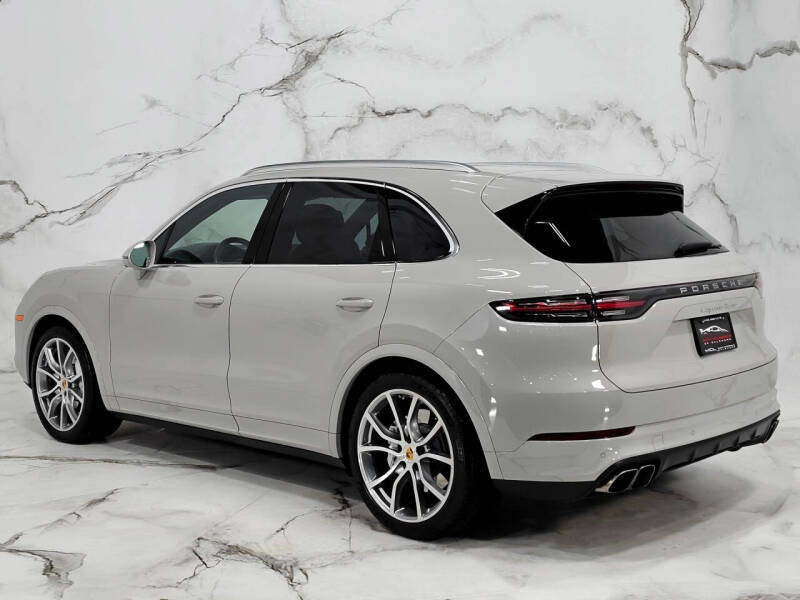 2020 Porsche Cayenne Turbo