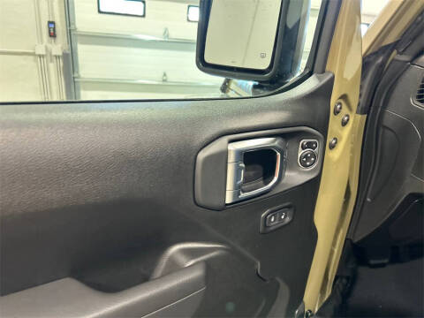 2026 Jeep Gladiator Willys