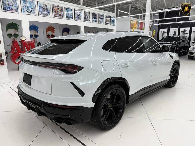 2021 Lamborghini Urus
