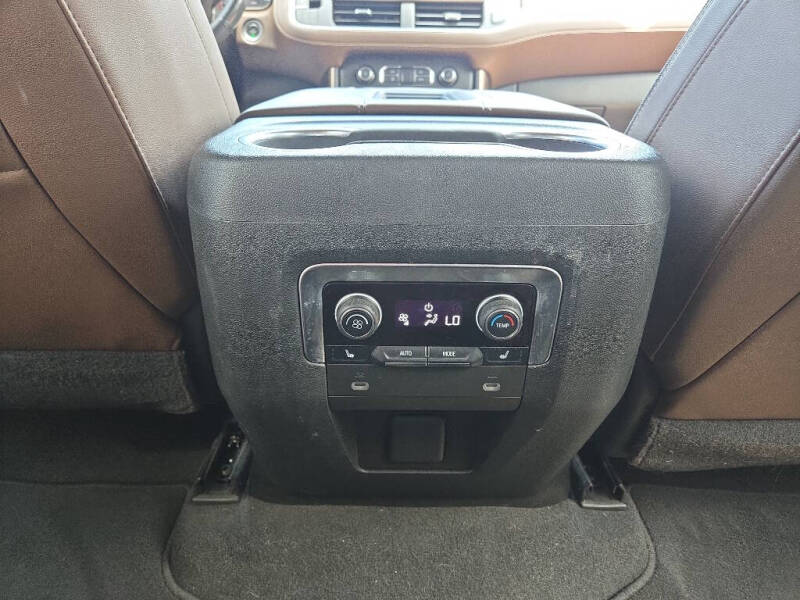 2021 Chevrolet Suburban High Country