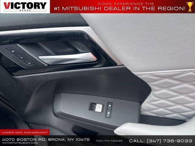 2024 Mitsubishi Outlander PHEV SEL