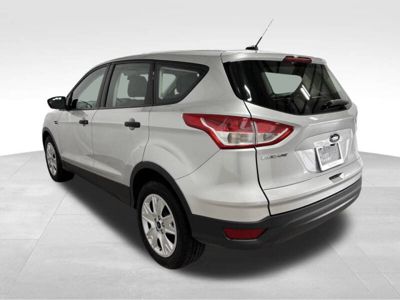 2016 Ford Escape S
