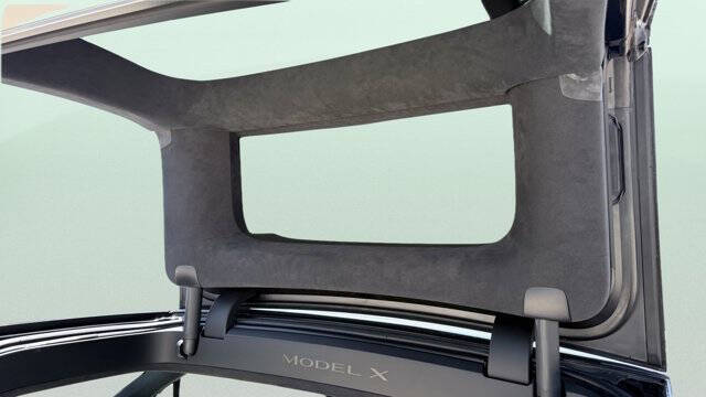 2022 Tesla Model X Plaid